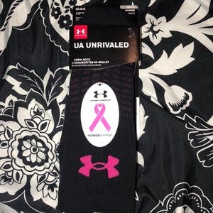 under armer breast cancer socks